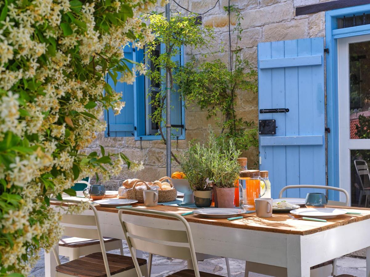 Villa Avgoustis Pachna 외부 사진